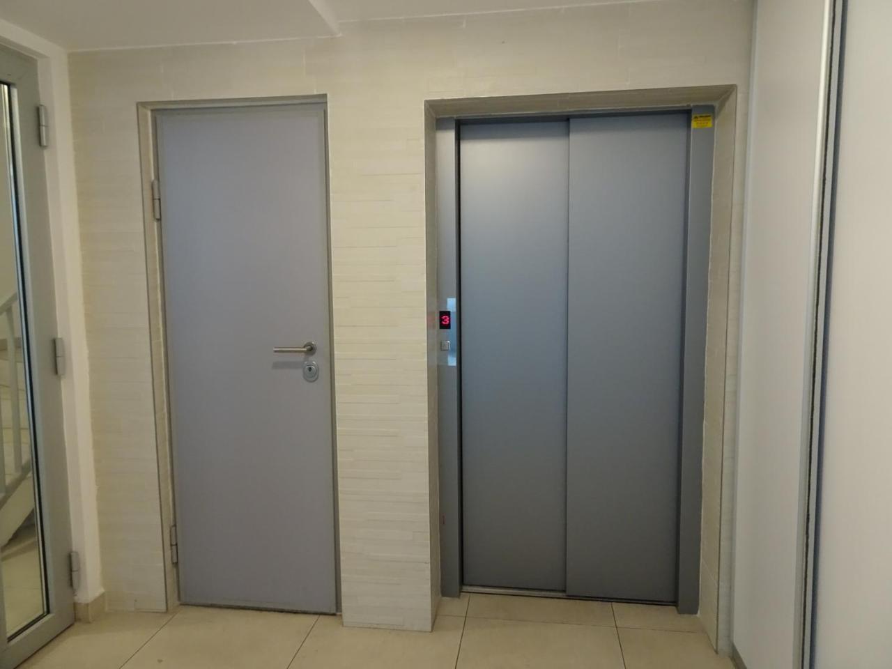 Apartamento Quiet In Center, Free Private Parking *